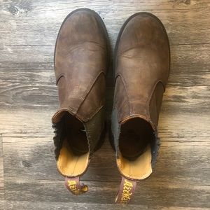 Doc Martens 🥾🖤CRAZY HORSE CHELSEA BOOTS